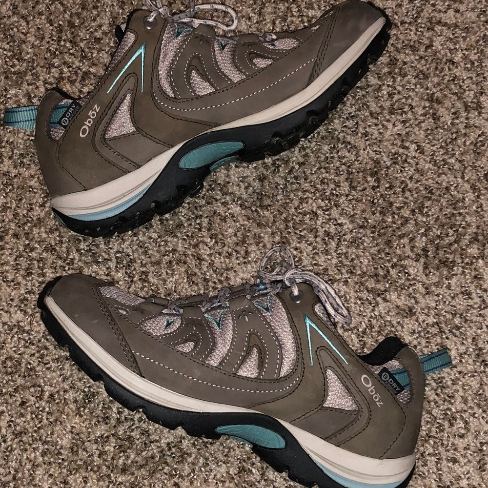 Oboz Luna Low Women's Blue Hiking Shoe 9.5